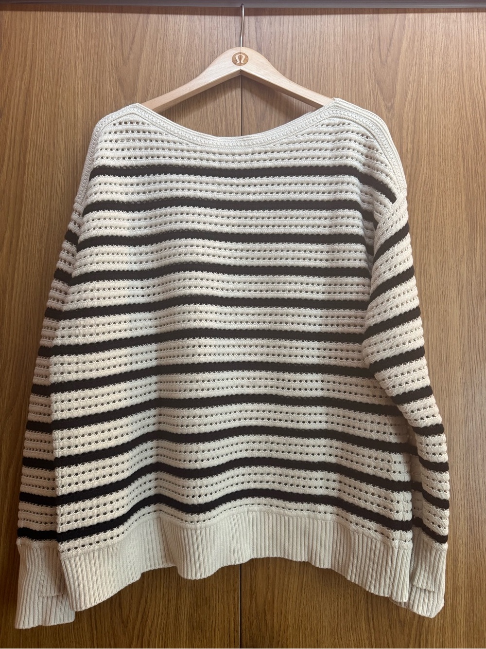 Lululemon Athletica Cotton Crochet Pullover Light Ivory/Black Size Large NWOT